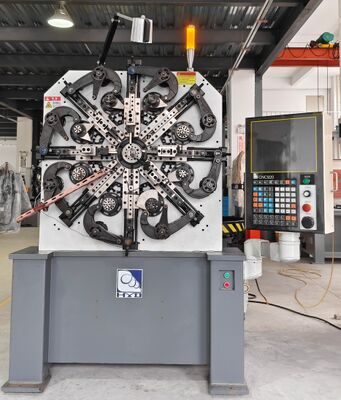 Εξοπλισμός κατασκευής ελατηρίου CNC 4,0mm Cam Sanyo Motor CE ISO9001 Blue Systems